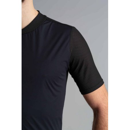 CAMISETA INTERIOR PISSEI ATTAQUE WIND NEGRO
