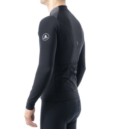CHAQUETA ETXEONDO URRUN GORE TEX NEGRO