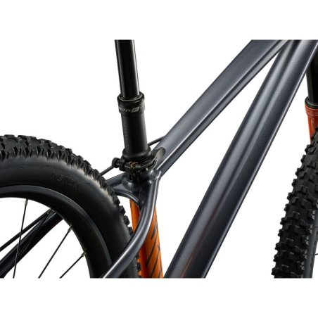 GIANT STP 24 NEGRO CROMADO