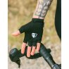 GUANTE CORTO ETXEONDO NEKU NEGRO