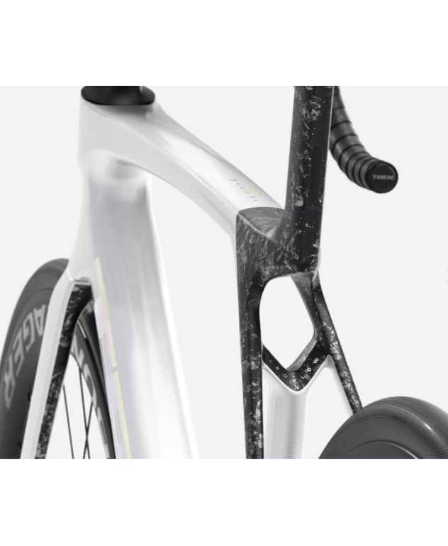TREK MADONE SL 6 AXS L BLANCA 2
