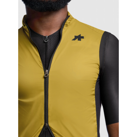 CHALECO ASSOS MILLE GT AMARILLO ORO