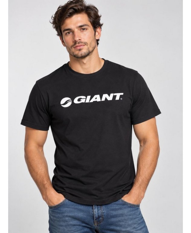 CAMISETA GIANT FIT NEGRA...